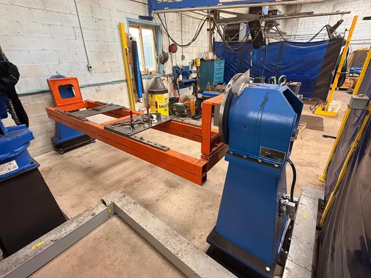 2022 YASKAWA AR2010 ROBOTIC WELDER WITH MILLER AUTO-CONTINUUM 500 WELDER - ARTICULATED ROBOTS